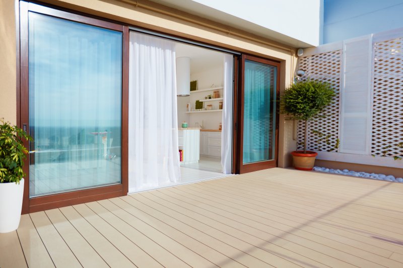 sliding glass doors to patio 